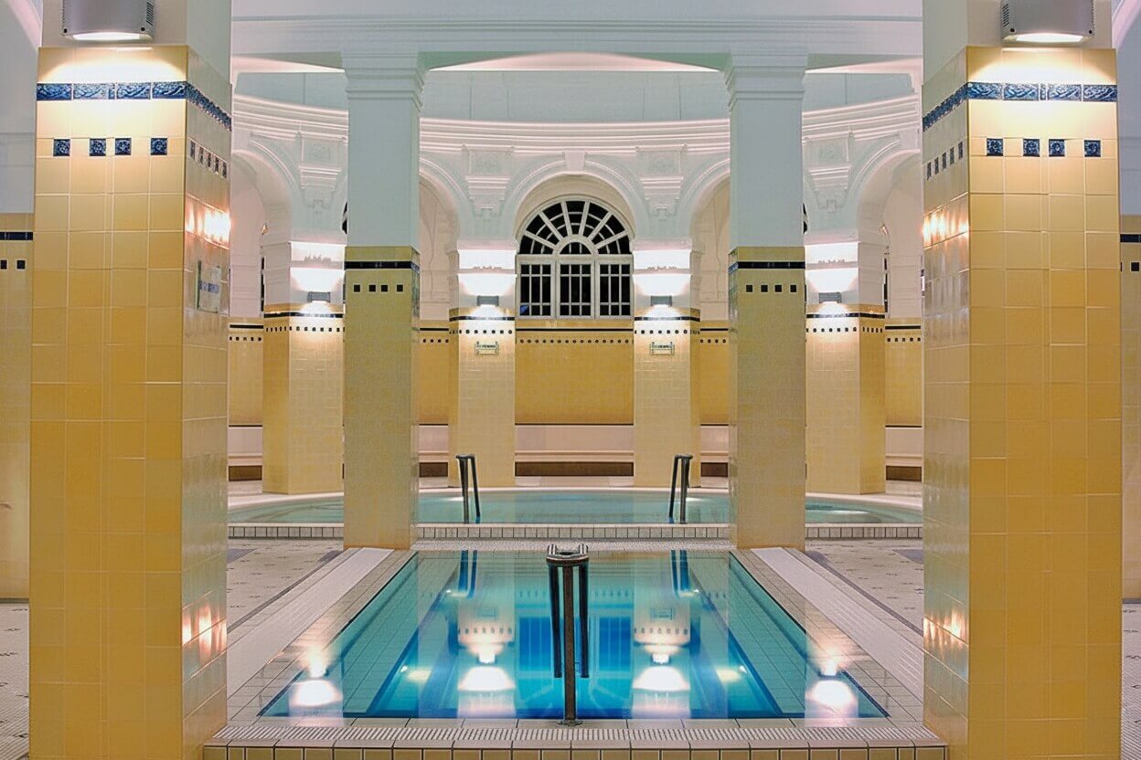 Bagni Sz&eacute;chenyi Budapest